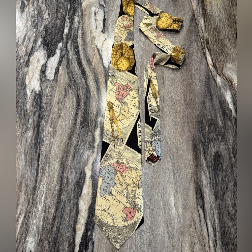 Museum Artifacts Globe Tie